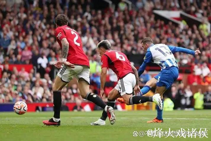 曼联主场4-4再失分：近7轮仅2胜，争四形势愈加混乱